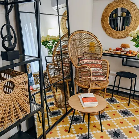 Hotel Open Concept Boutique